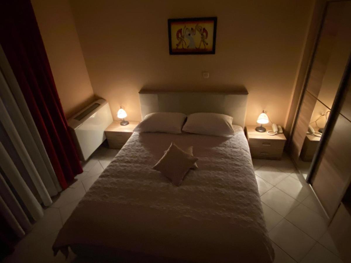 Hotel Aurora Pula Bagian luar foto