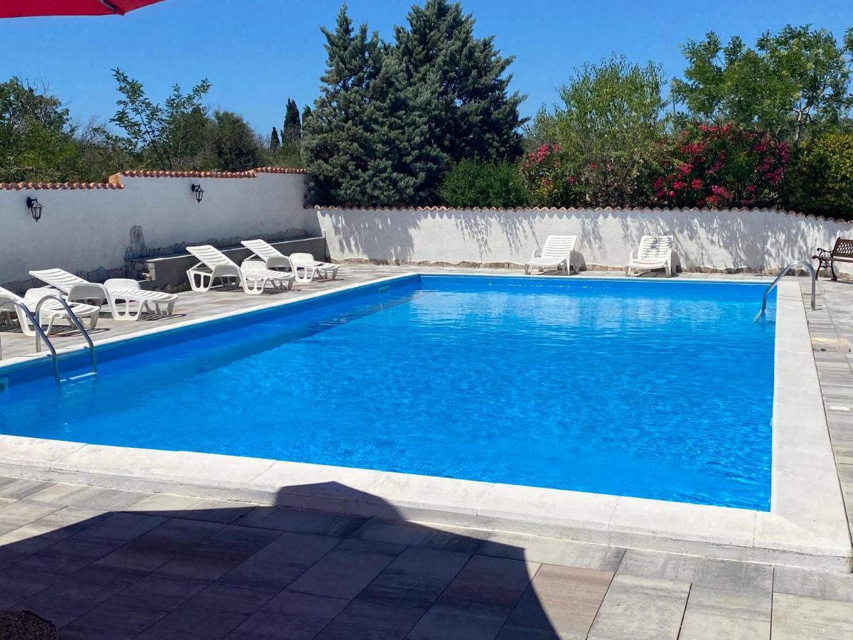 Hotel Aurora Pula Bagian luar foto