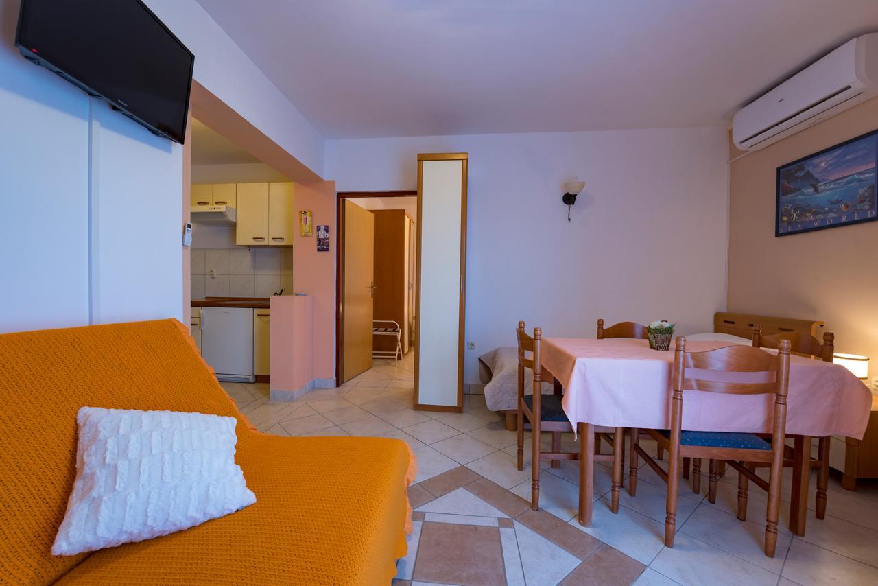 Hotel Aurora Pula Bagian luar foto