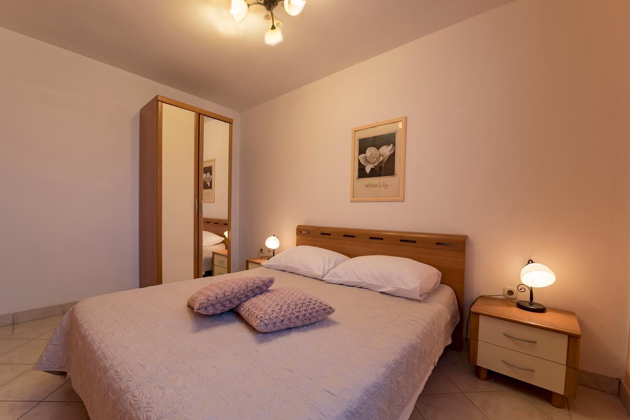 Hotel Aurora Pula Bagian luar foto