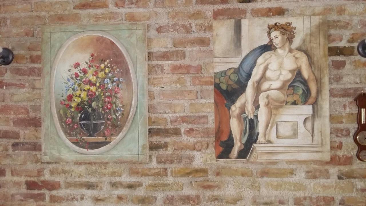Hotel Aurora Pula Bagian luar foto